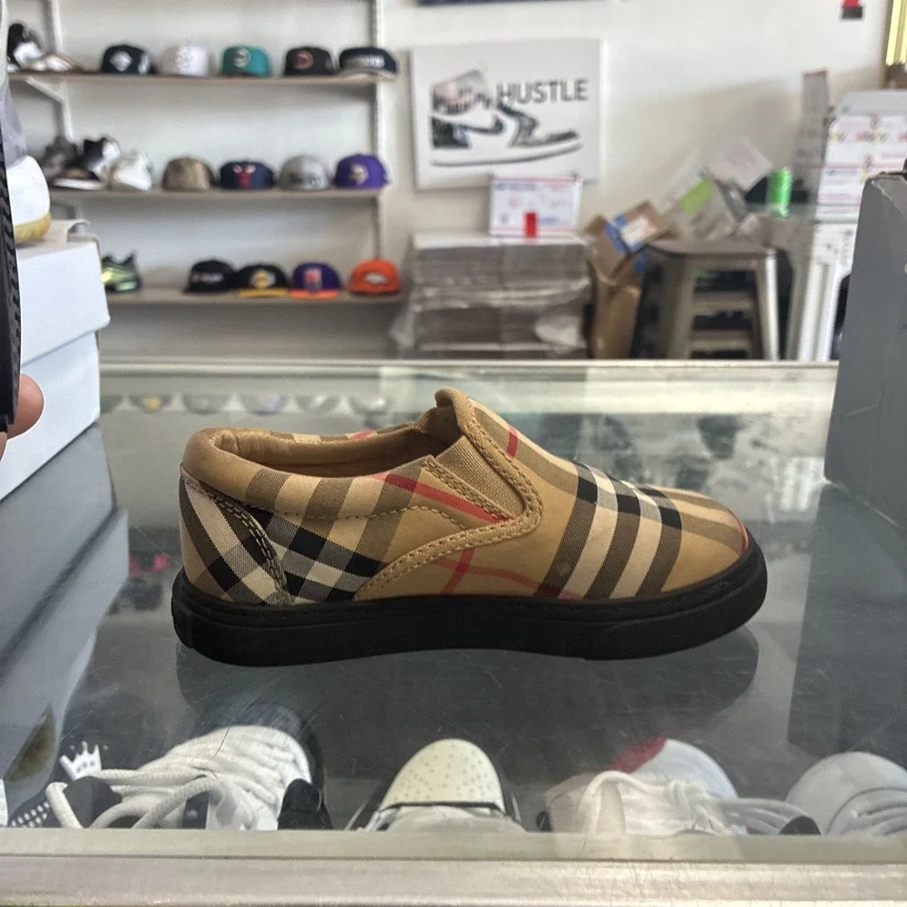 Burberry Kids Canvas Slip On Loafer Shoes Beige Check EU 27 US 10.5